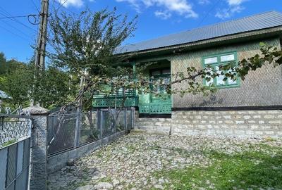 Casă individuală cu 5 camere cu Teren 182 Mp în Soveja - 3