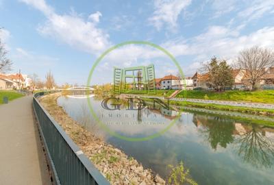 Apartament cu 3 camere decomandat, mobilat în Ultracentral