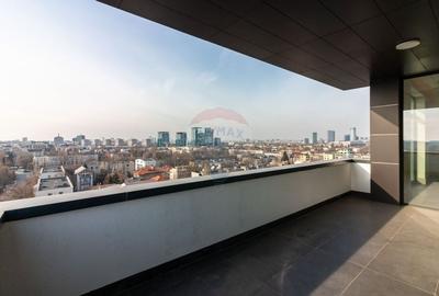 Penthouse cu 5 camere semidecomandat în Barbu Văcărescu