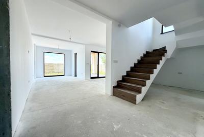 Duplex cu 4 camere cu Canalizare în Dumbrăvița - 4