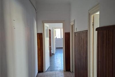 Apartament cu 2 camere, nemobilat Apartament cu 2 camere, nemobilat - 4