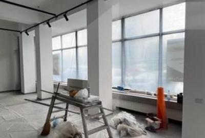 Piata Abator, posibilitate parcare , vizibilitate buna - 3