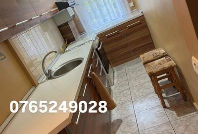 Apartament cu 3 camere semidecomandat în Rahova - 1