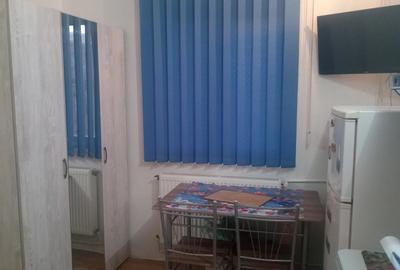 Ofer spre inchiriere camera de camin - 5