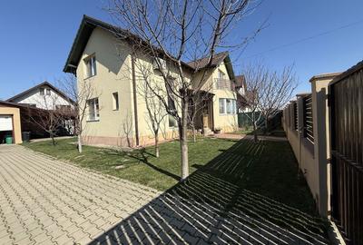 Casă cu 4 camere în Livada - 2