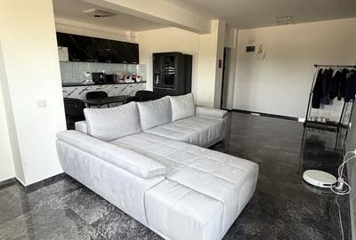 Apartament cu 3 camere decomandat în Vărsătura - 6
