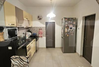 Casă cu 4 camere cu Teren 500 Mp în Micro 4 - 2