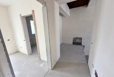 Duplex cu 3 camere cu Canalizare în Sud - 17