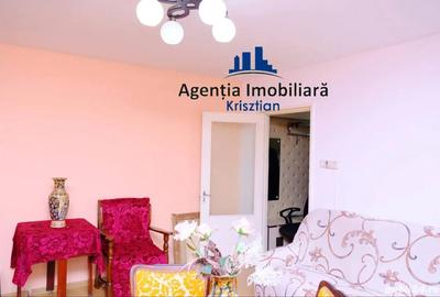 Apartament cu 2 camere de vanzare in zona Micro 16 - 2