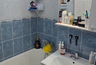 Vand apartament 2 camere - 13