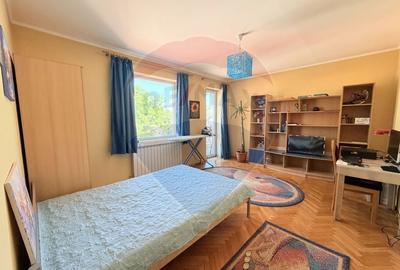Casă individuală cu 4 camere cu Teren 1110 Mp în Bd. Coșbuc - 18