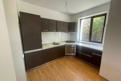 Casă cu 4 camere cu Teren 1900 Mp în Bujoreanca - 2