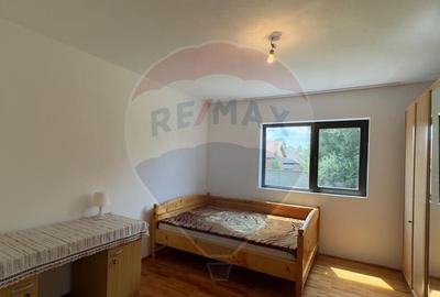 Casă cu 20 camere cu Teren 4563 Mp în Bughea de Sus - 3