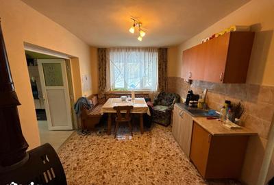 Casă cu 3 camere cu Teren 1079 Mp în Târnova - 15