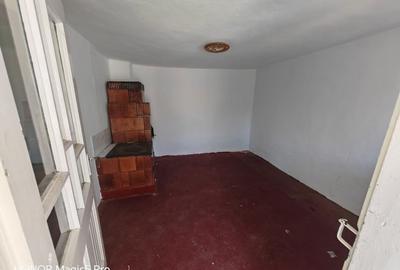 Casă cu 4 camere în Independența - 7