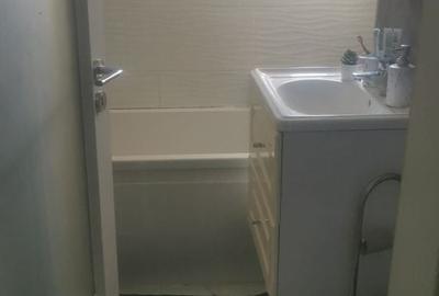 Apartament cu 4 camere semidecomandat în Gorjului - 9