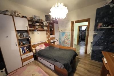 Casă cu 4 camere cu Teren 2700 Mp în Central - 9