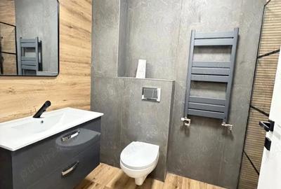 Apartament cu 3 camere semidecomandat în Florești - 4
