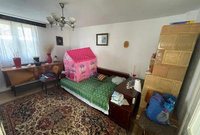 Casa parter bilaterala cu teren de 401mp si toate utilitatile in Catargiu - 6