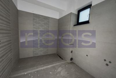 Casă individuală cu 14 camere cu Canalizare în Vitan - 5