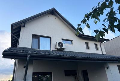 Casă cu 4 camere în Strejnicu - 2