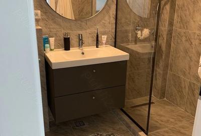 Apartament cu 3 camere decomandat în Universitate - 1