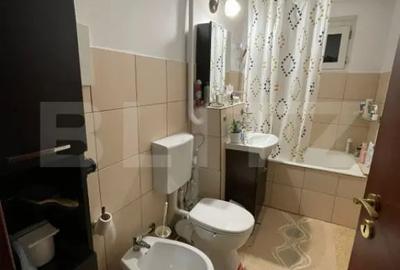 Apartament cu 3 camere semidecomandat în Micro 5 - 1