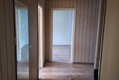 Exclusivitate! 3 camere, decomandat, str. Aries - 2