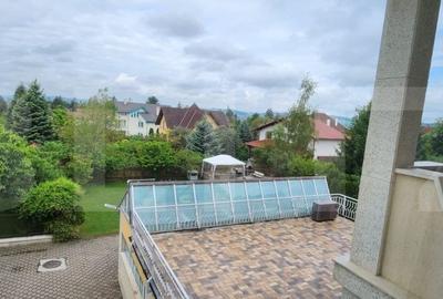 Casa  la Platoul Cornesti cu 12 camere cu Piscina Interioara - 12