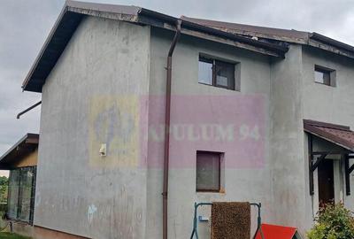 Sabareni, casa 2011, P+M 4 camere + dependin?e, curte... - 3