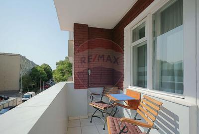Apartament cu 3 camere, De Vanzare, tip U, etaj 1, Rogerius
