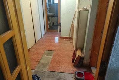 Apartament cu 2 camere decomandat în Central - 1