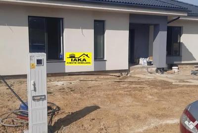 Casă cu 3 camere cu Teren 550 Mp în Satu Nou de Jos - 5