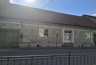 Casă cu 4 camere în Central - 5