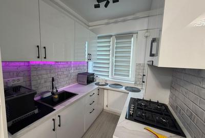 Apartament cu 2 camere decomandat în Central - 3