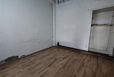 Spațiu comercial, de 365 mp, în Central - 6