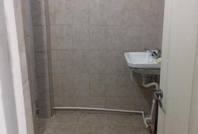 Spațiu comercial, de 67 mp, în Spital - 3
