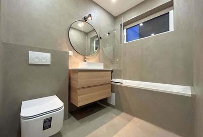 Apartament cu 3 camere în Lipovei