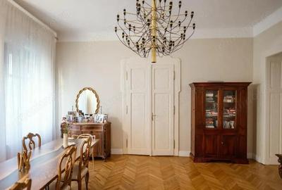 Ultracentral | Cladire Istorica | 3 camere | Etaj Intermediar. - 2