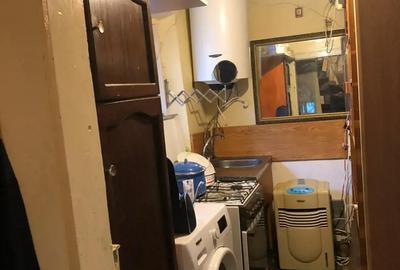 Casă cu 3 camere în Nicolae Bălcescu - 2