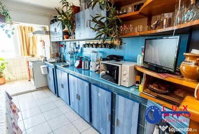 Apartament cu 3 camere decomandat în Babadag - 4