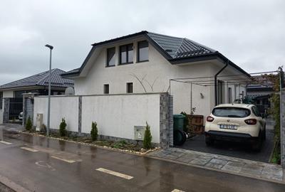 Vila individuala deosebita , curte amenajata situata la intrarea in Buftea - 2