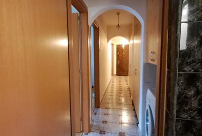 Apartament cu 3 camere decomandat în Tomești - 9