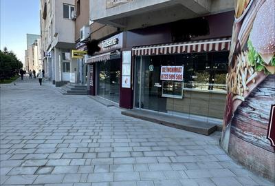 Spațiu comercial, de 65 mp, în Central - 1