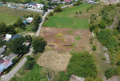 Teren de 2000 mp, în Central - 3