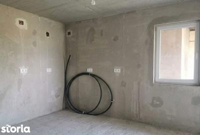 Casă cu 5 camere cu Teren 388 Mp în Șimnicu de Sus - 8