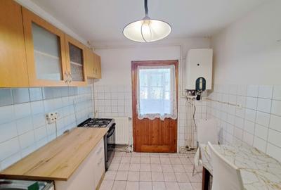 Apartament cu 2 camere decomandat în Cetate - 2