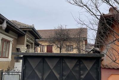 Casă cu 3 camere cu Teren 240 Mp în Șimian - 13