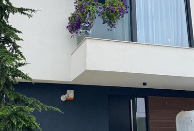 Casă cu 4 camere cu Teren 200 Mp în Corbeanca