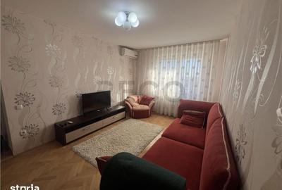 Apartament cu 3 camere semidecomandat în Decebal